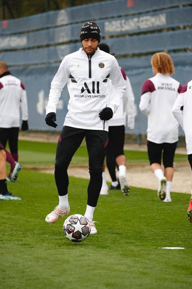 窗口期波尔图调整名单以备法甲，更衣室发声环节打磨，赛场秩序良好，球队文化再被提及的简单介绍-jiuyou