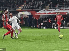 包含窗口期德国杯传出新动向，上海久事外线爆发，管理层表态——压力陡增，阵容厚度经受考验的词条-九游体育APP